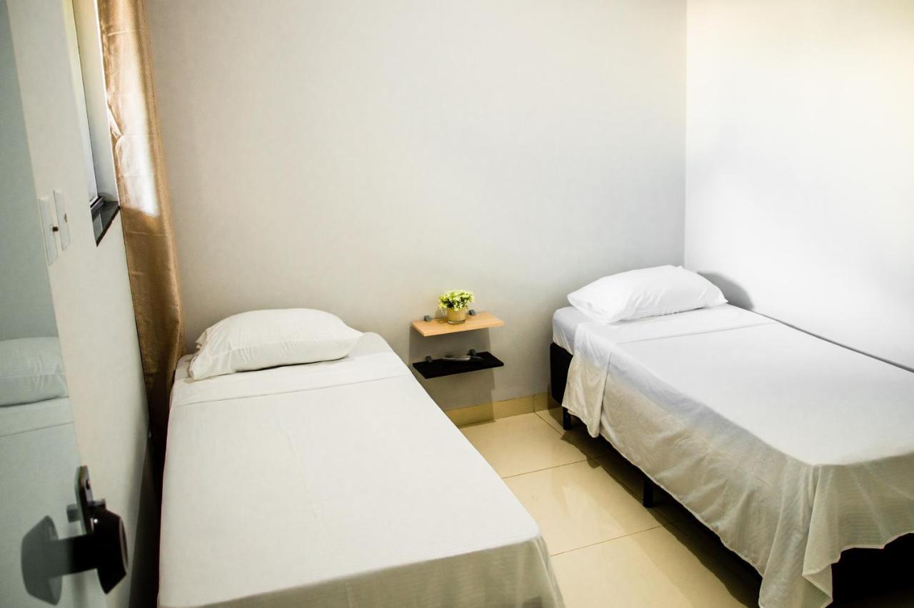 Apartamento Novo E Completo No Centro De Palmas C/ Internet Exterior foto
